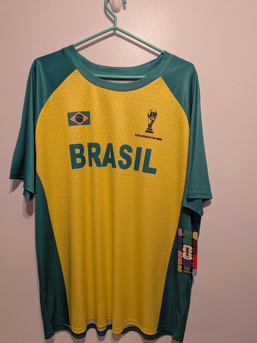Men's Brasil Yellow & Green Football Jersey - Short Sleeve